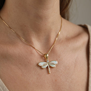 Siena – Halskette mit Libelle aus Gold und Opal