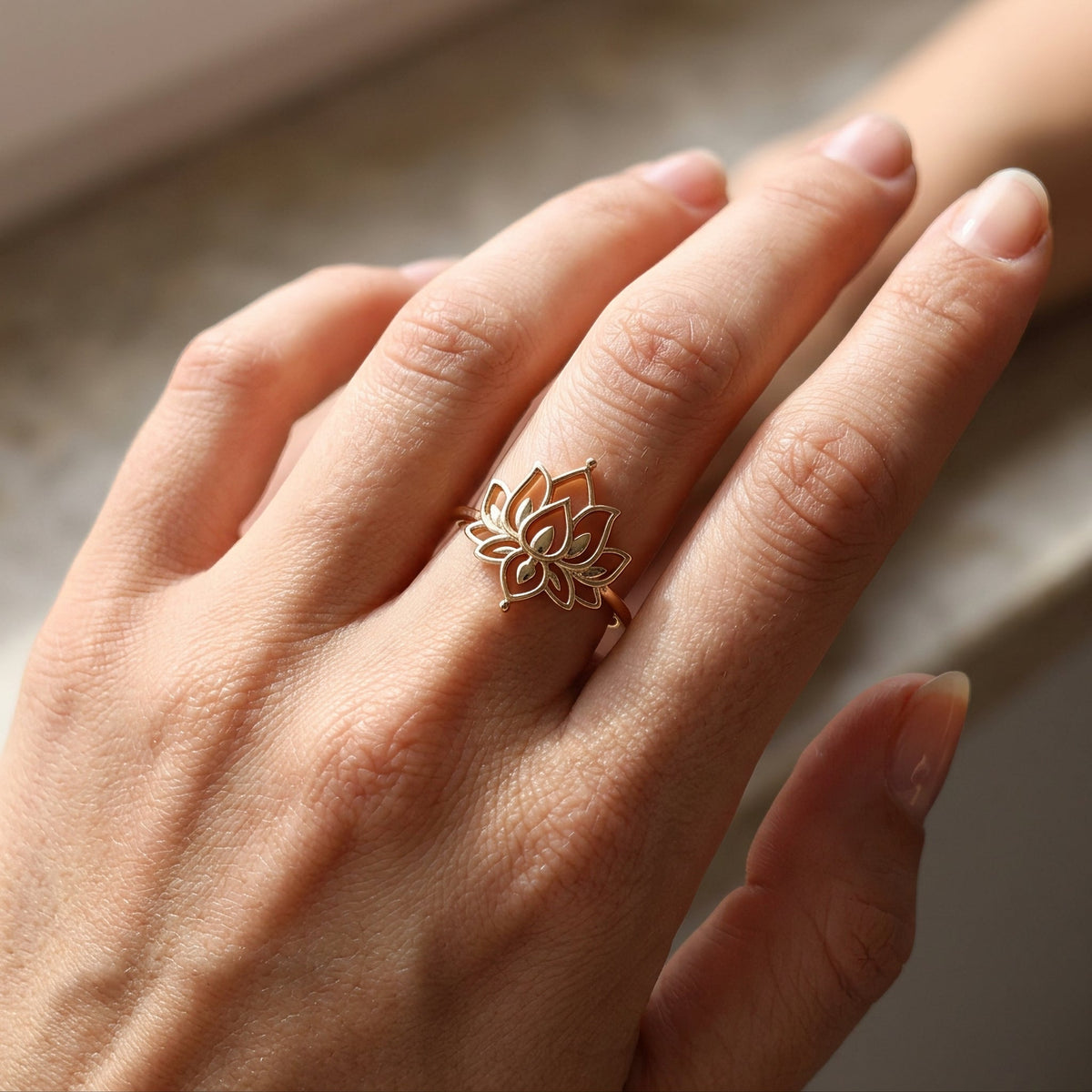 Lotusblume - Feiner Ring