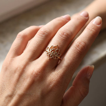 Lotusblume - Feiner Ring