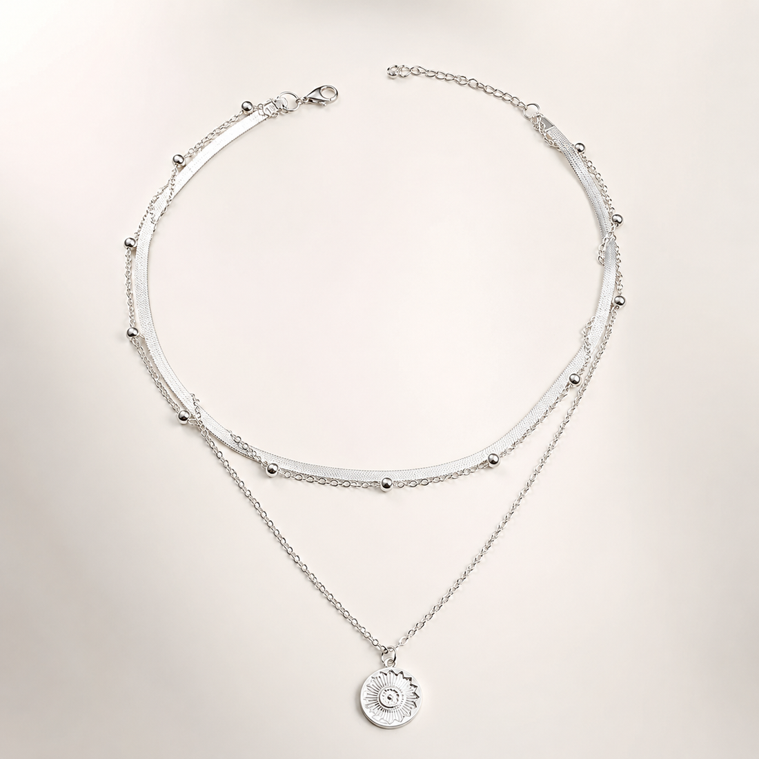 Strahlende Eleganz – Traditionelle Silberkette
