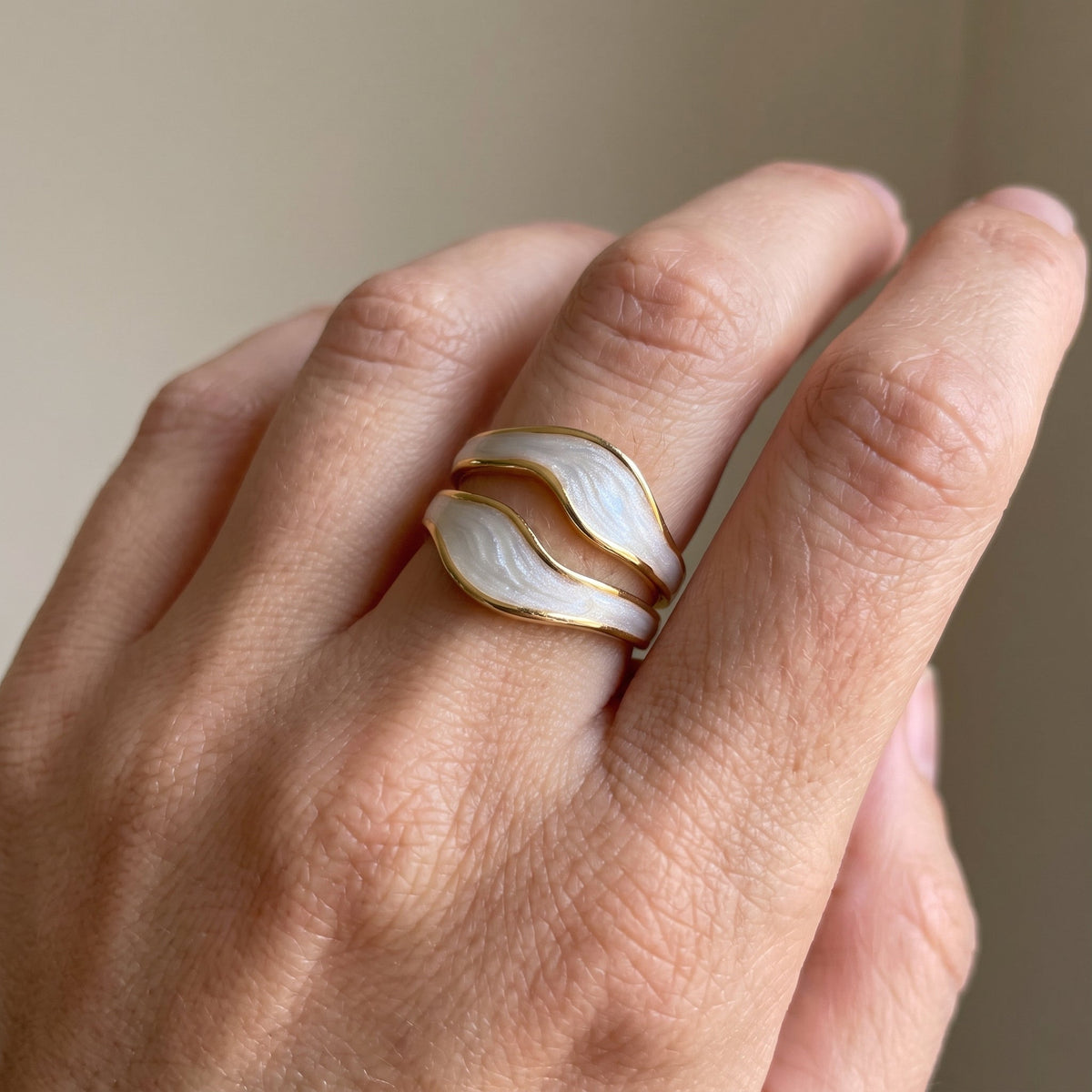 Niana – Vintage-Ring in Weißgold