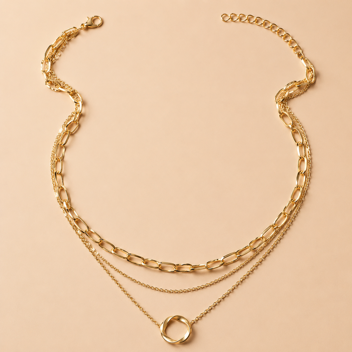 Michelle – Vintage-Halskette mit goldenen Ketten und Anhänger