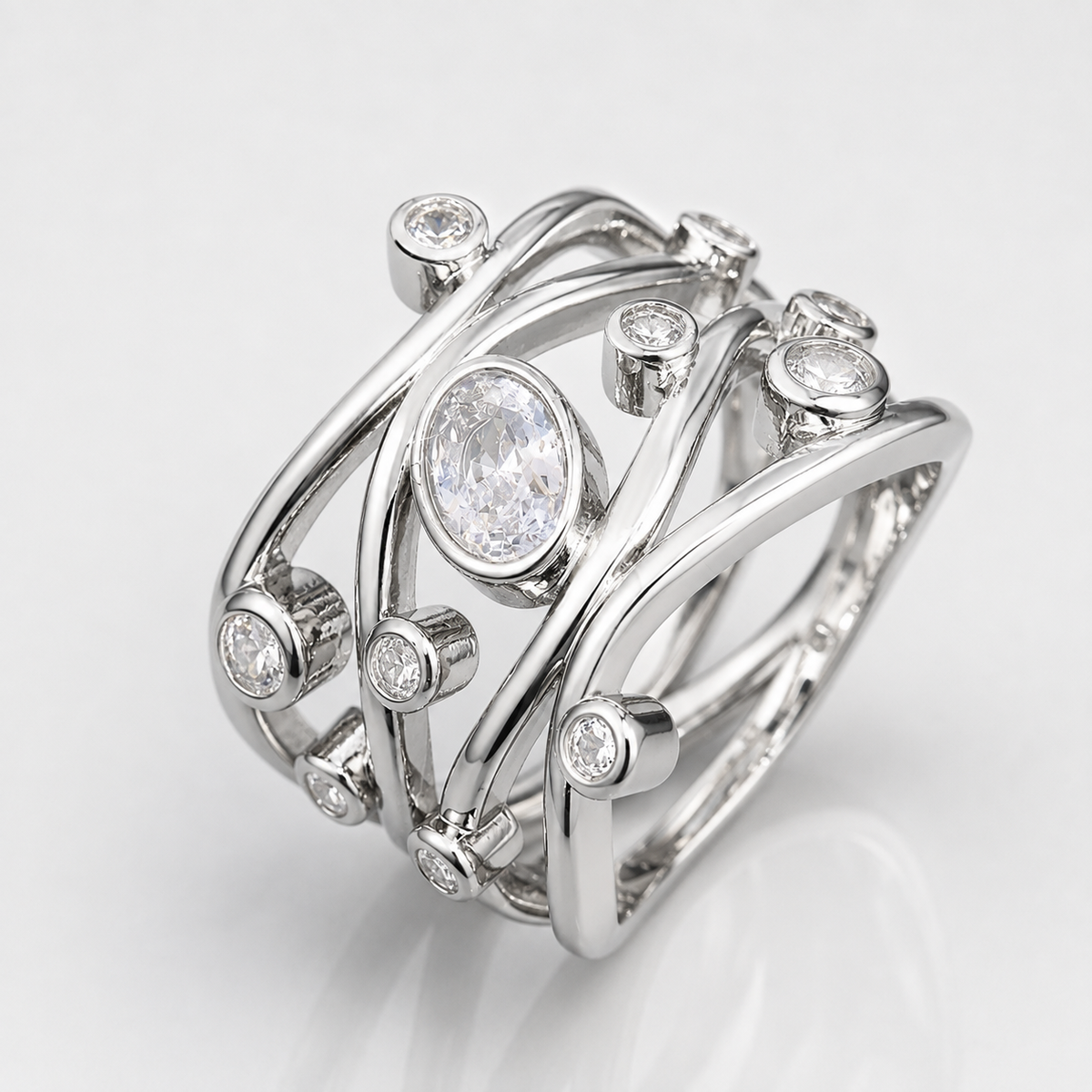 Inara – Vintage-Silberring mit unregelmäßigem Zirkon