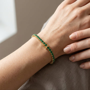 Aliona – Stilvolles goldenes Virelli-Armband