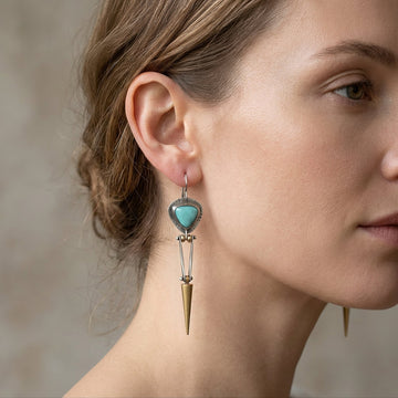 Tahlia – Boho-Ohrringe mit grünem Harzstein
