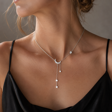 Lunara – Halskette aus Silber mit Mond und Sternen