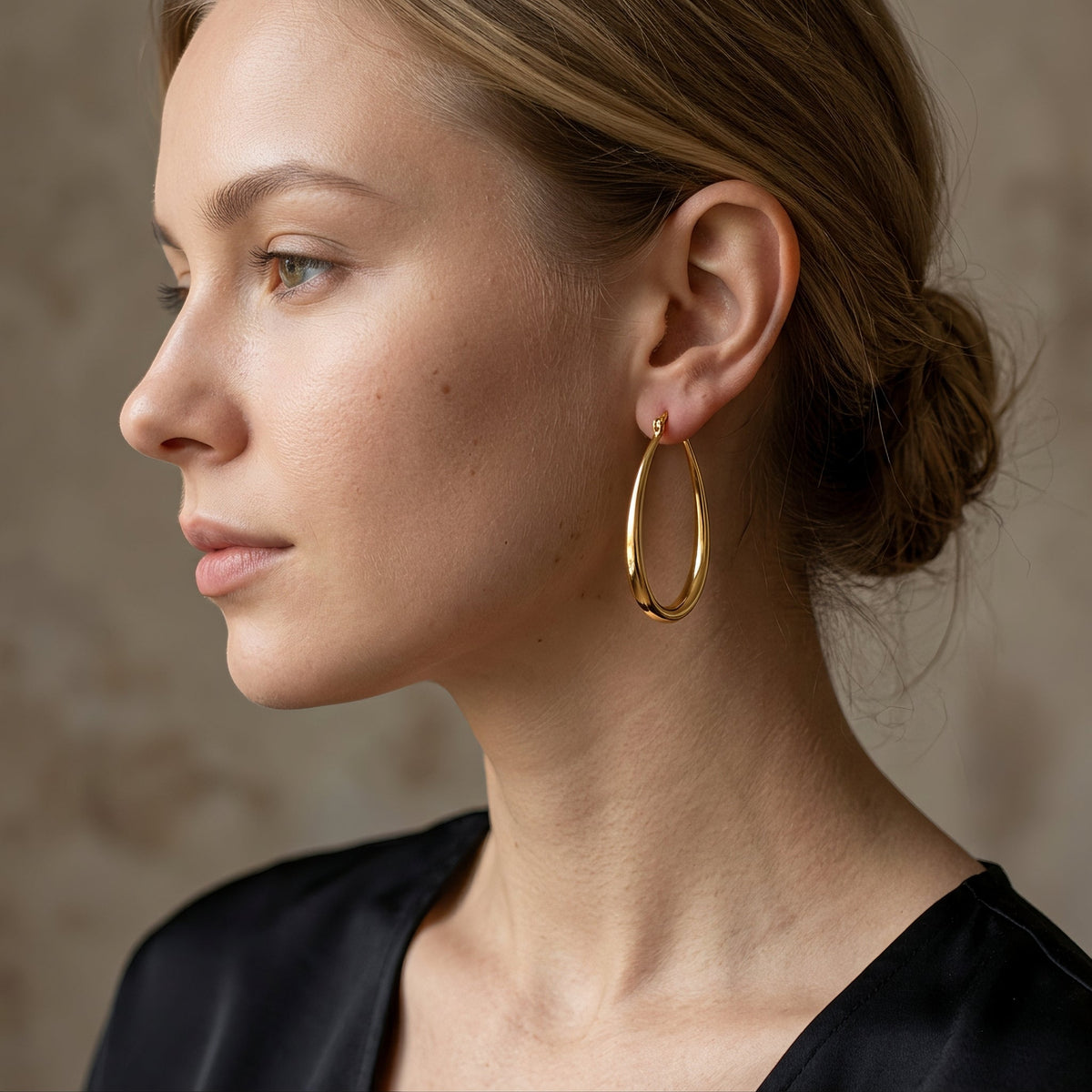 Elysse – Stilvolle Creolen in Gold