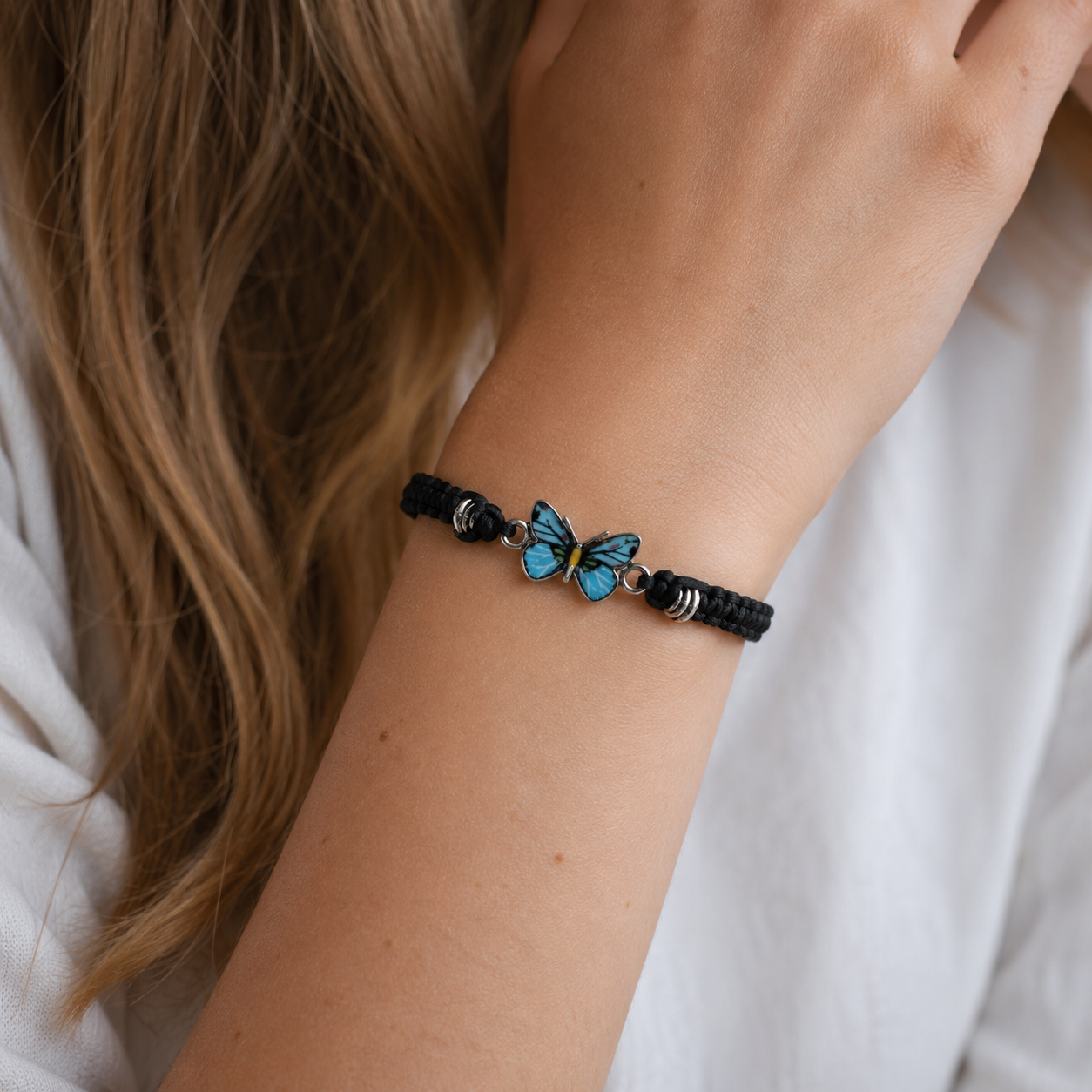 Elvina – Armband mit blauen Schmetterlingen