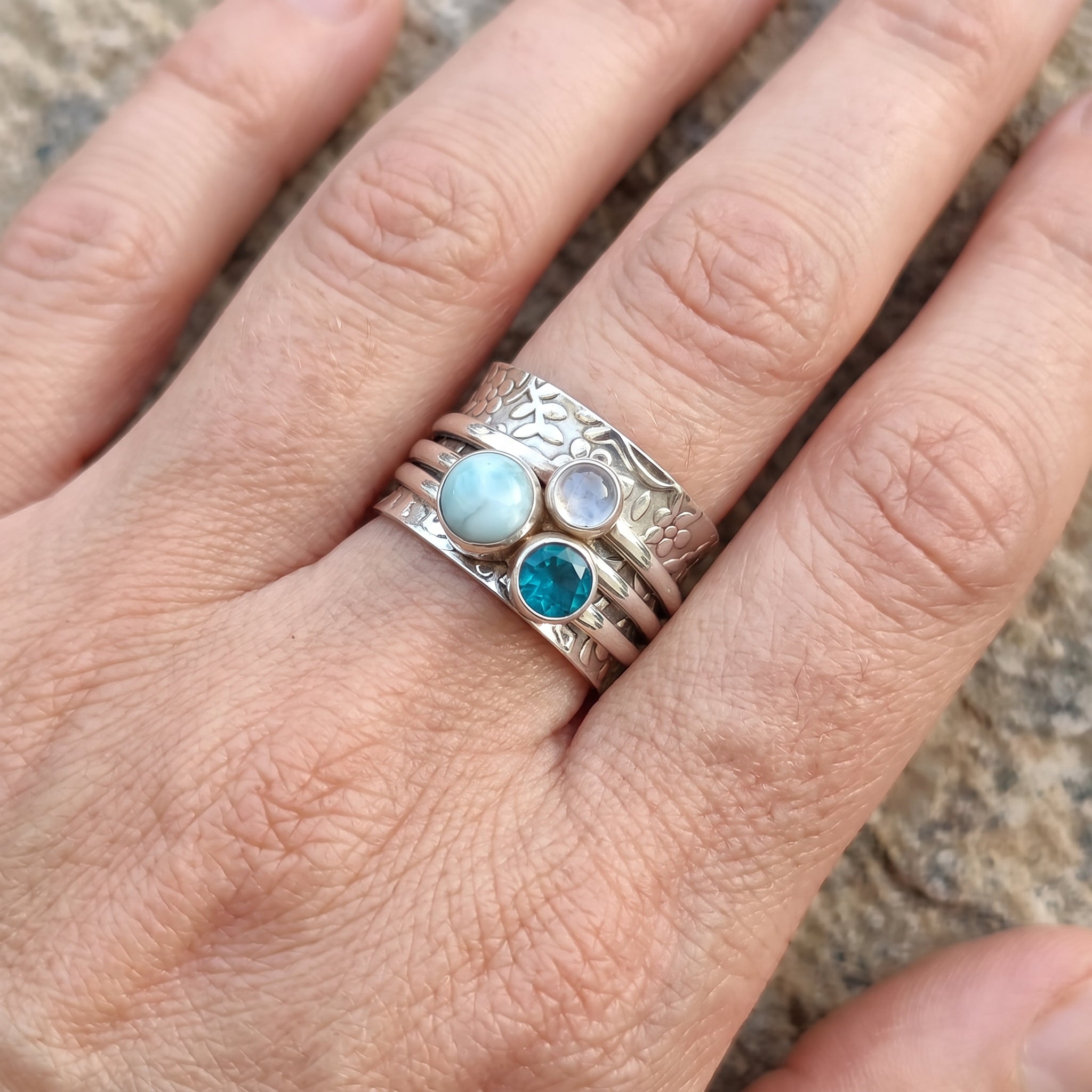 Luna – Vintage Ring mit blauem Naturstein