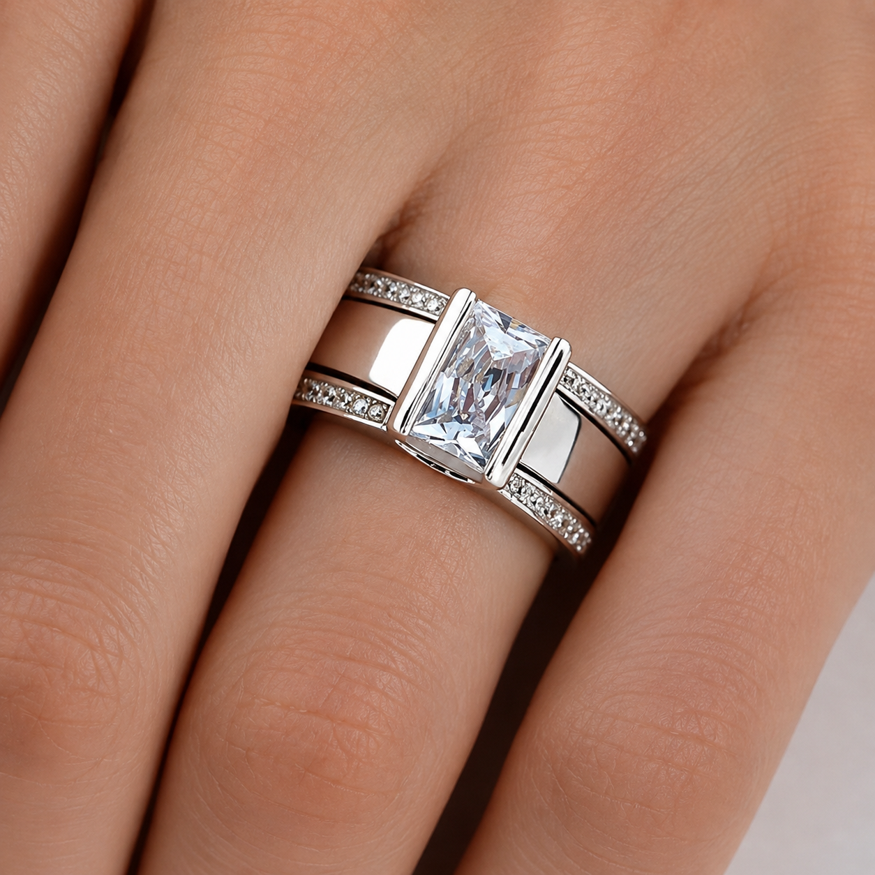 Clemence – Vintage Ring mit integriertem Glas