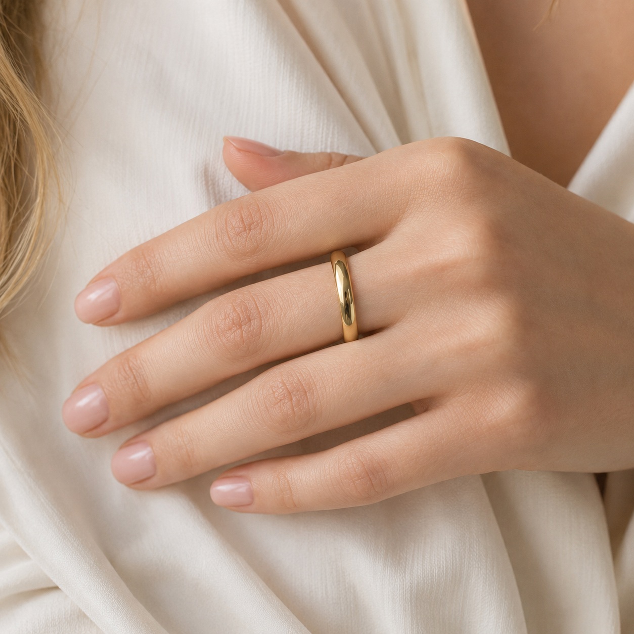 Eloane – Goldener Ring aus Edelstahl
