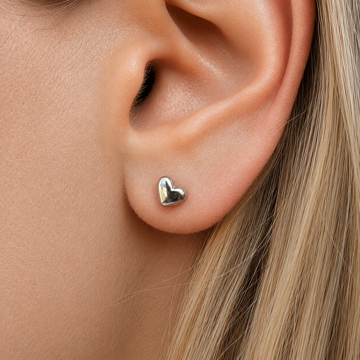 Mini Herz Ohrringe aus hochwertigem Silber