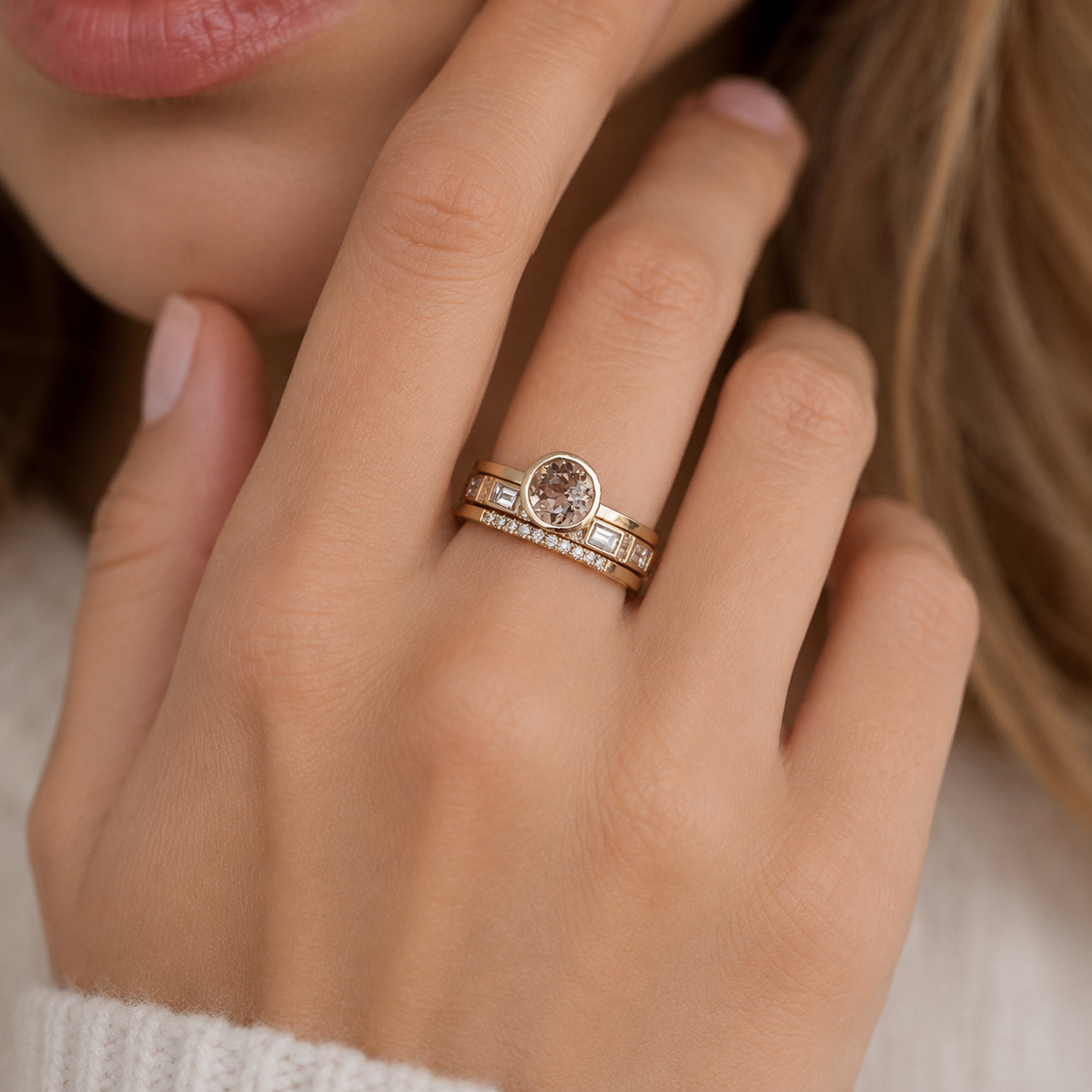 Soline – Ring mit Kristall in goldener Fassung