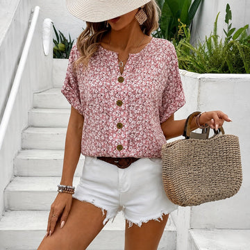 Lina - Sommer-Top mit Blumenmustern und weiblichem Touch