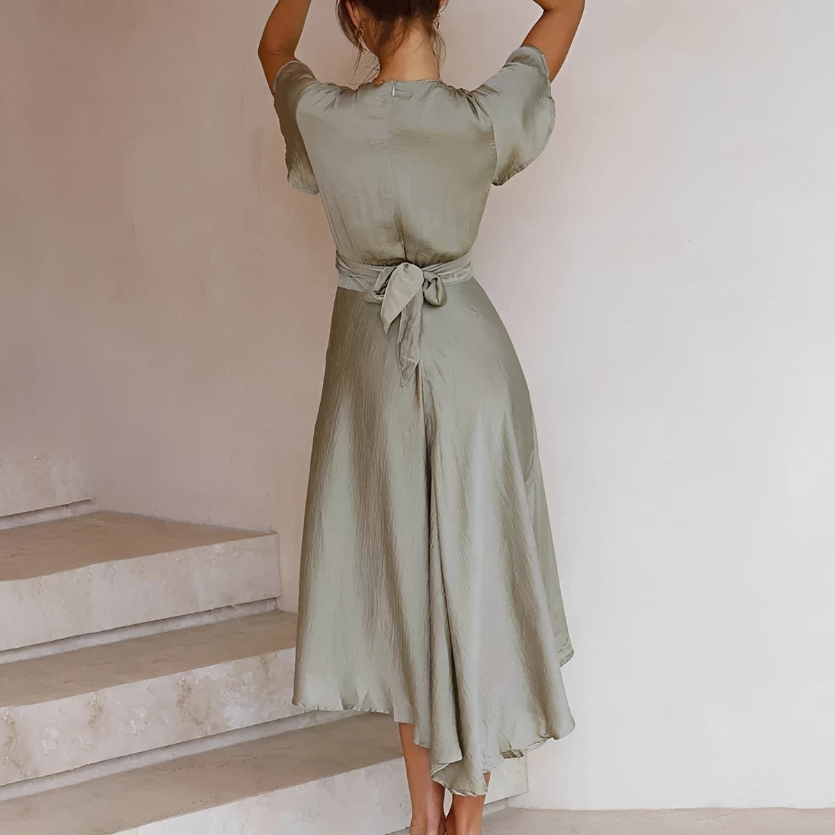 Eliana - Elegantes schräges Kleid