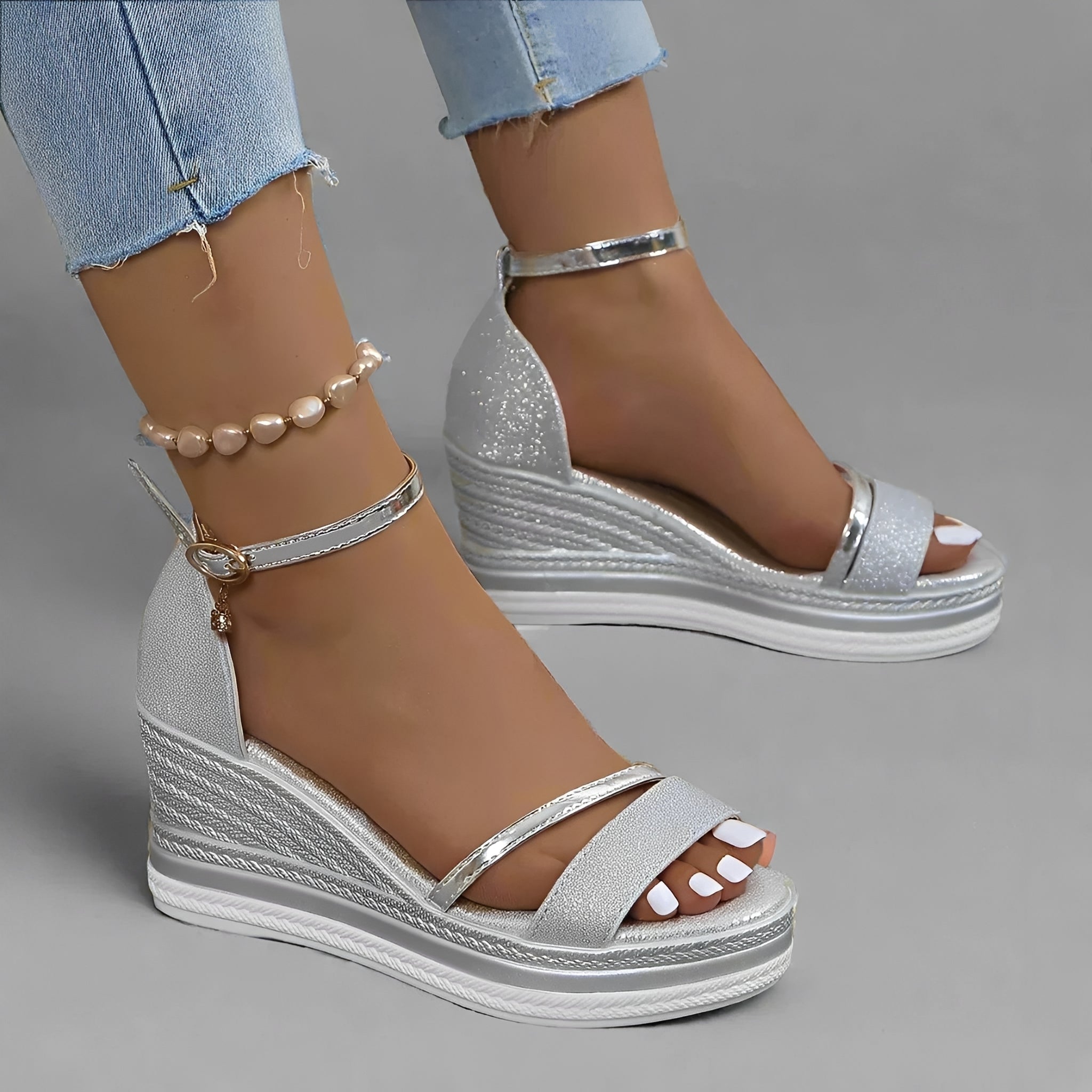 Mildred - Schicke Sandalen mit Schnalle