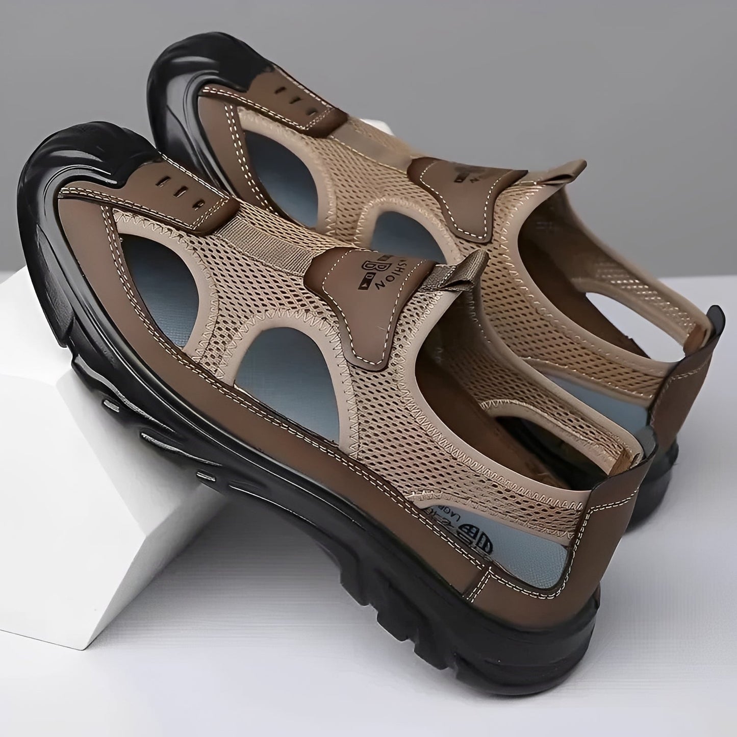 Mccann - Bequeme, Antirutsch-Sandalen