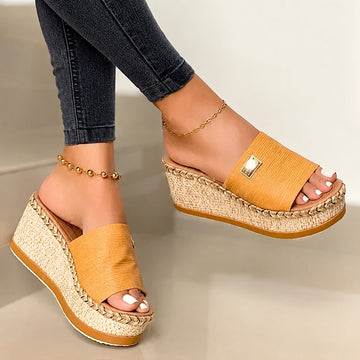 Camilla - Elegante hohe Keilsandalen