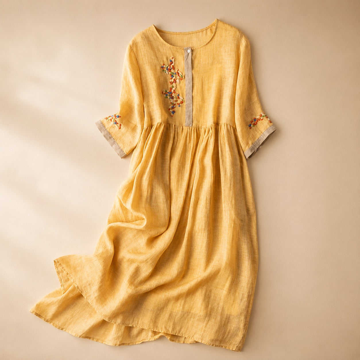 Laura - Bequemes Boho-Kleid mit Verzierungen