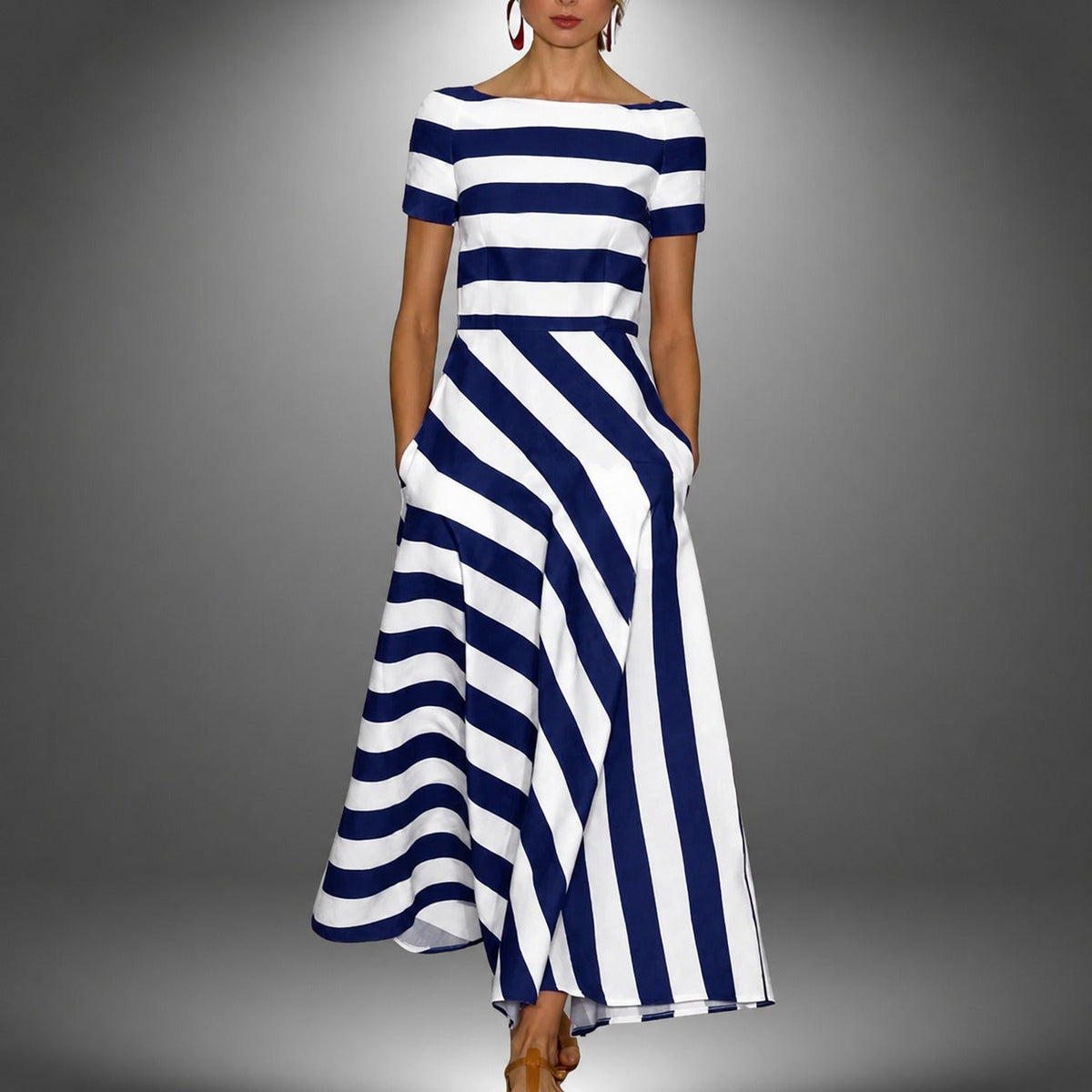 Darcie - Maxikleid mit Streifen im A-Linien-Schnitt