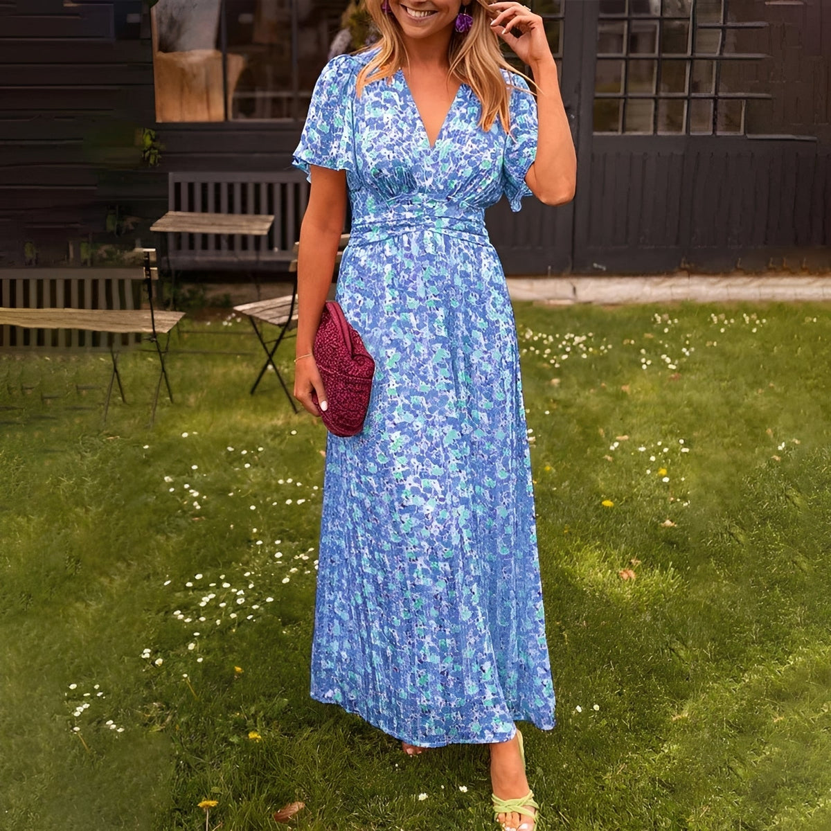 Ophelia - Stilvolles V-Ausschnitt-Kleid