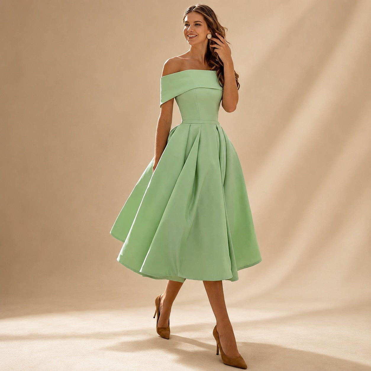 Erika - Elegantes Kleid mit freien Schultern