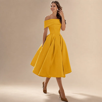 Erika - Elegantes Kleid mit freien Schultern