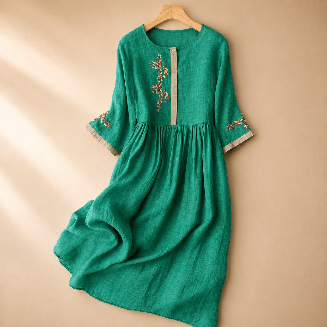 Laura - Bequemes Boho-Kleid mit Verzierungen