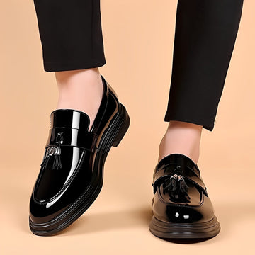 Jeevan - Trendige Schuhe mit flexiblen Gummisohlen