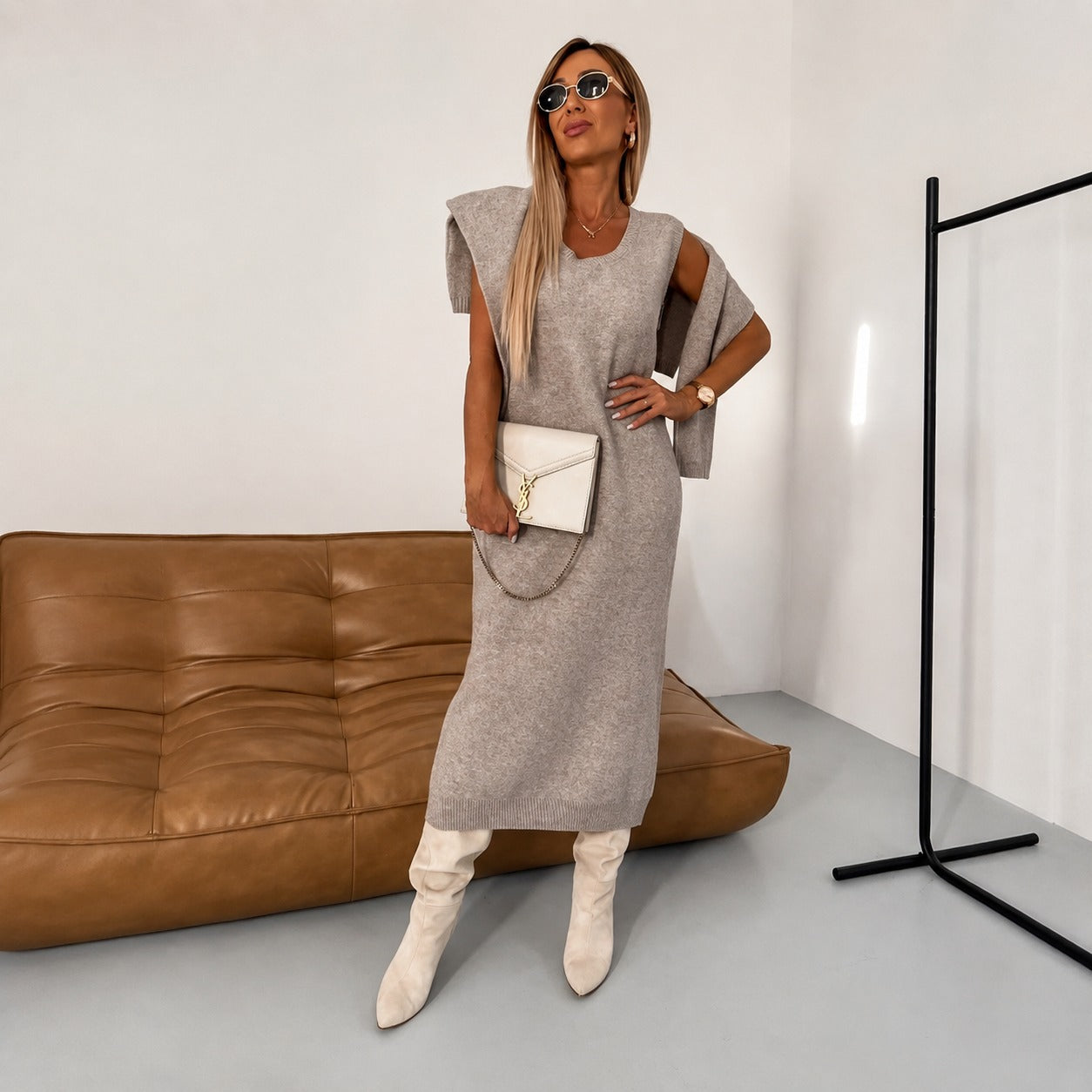 Odette - Komfortables Set mit Kleid und Rollkragenpullover