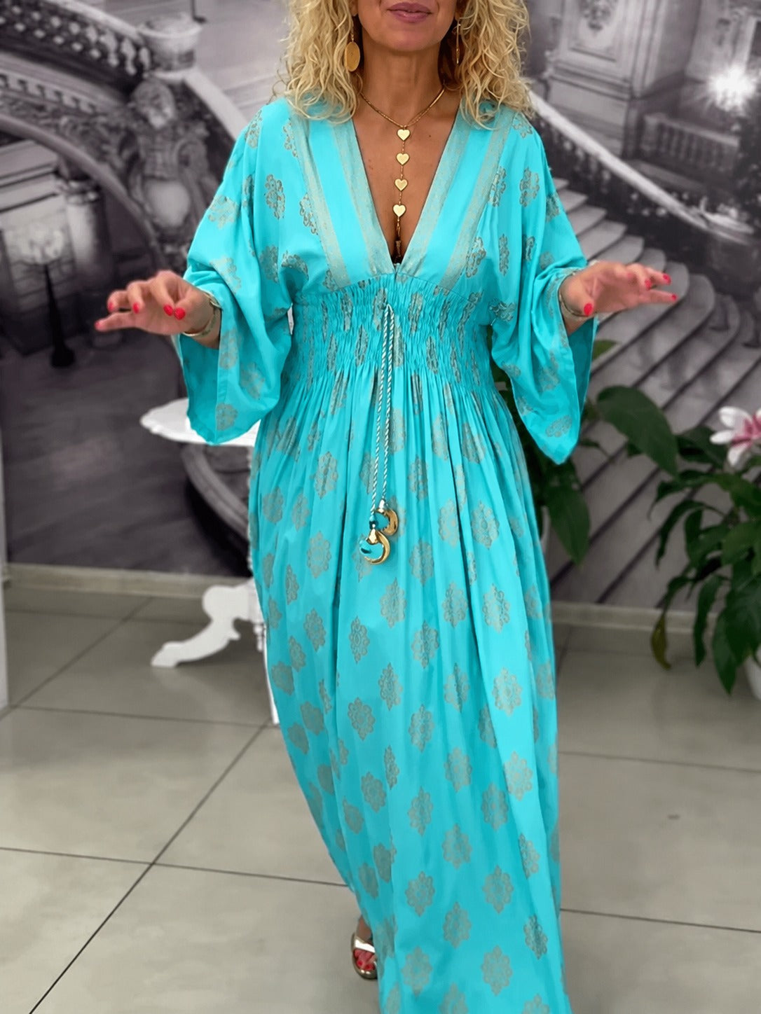 Leonie - Elegantes, weit geschnittenes Maxi-Kleid