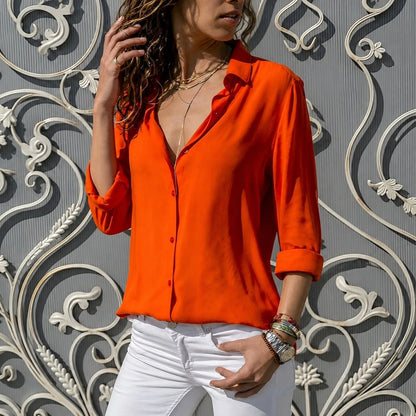 Aiah - Luftige Bluse mit V-Kragen