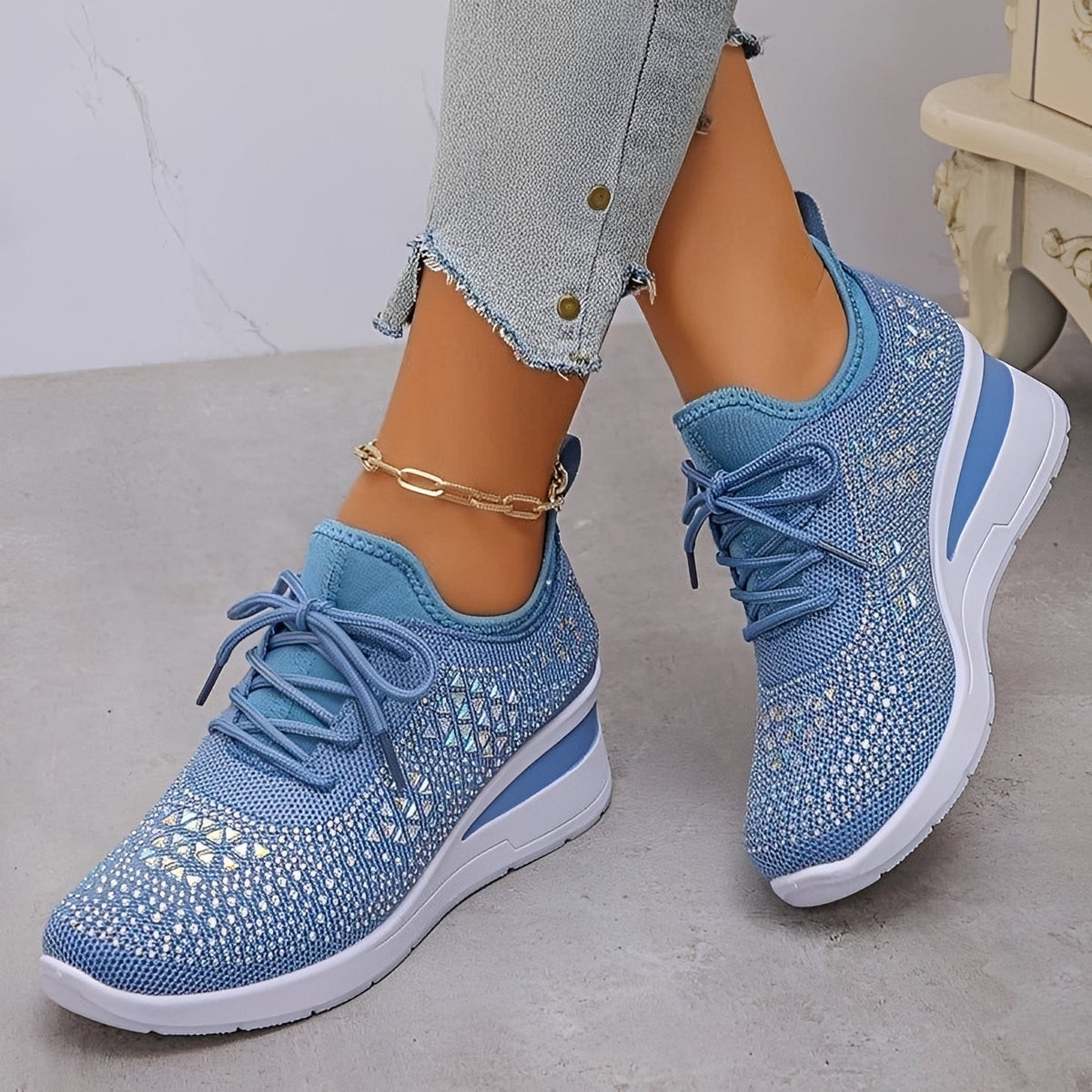 Elodie - Modische bequeme Sneakers mit glänzenden Akzenten