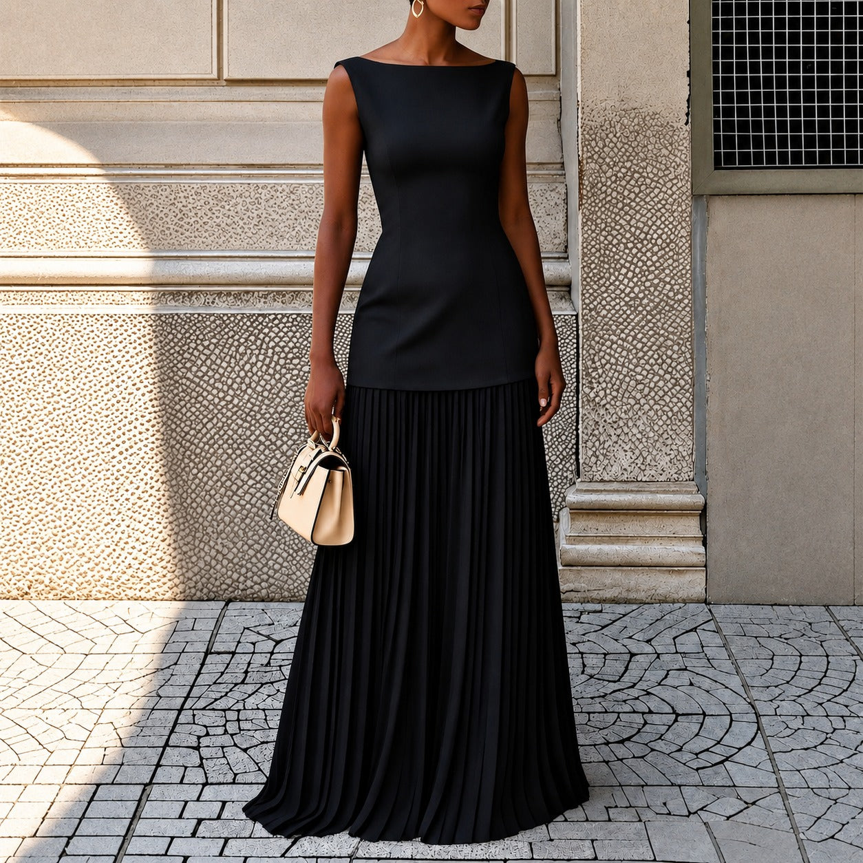 Alice - Elegantes ärmelloses figurnahes Maxikleid