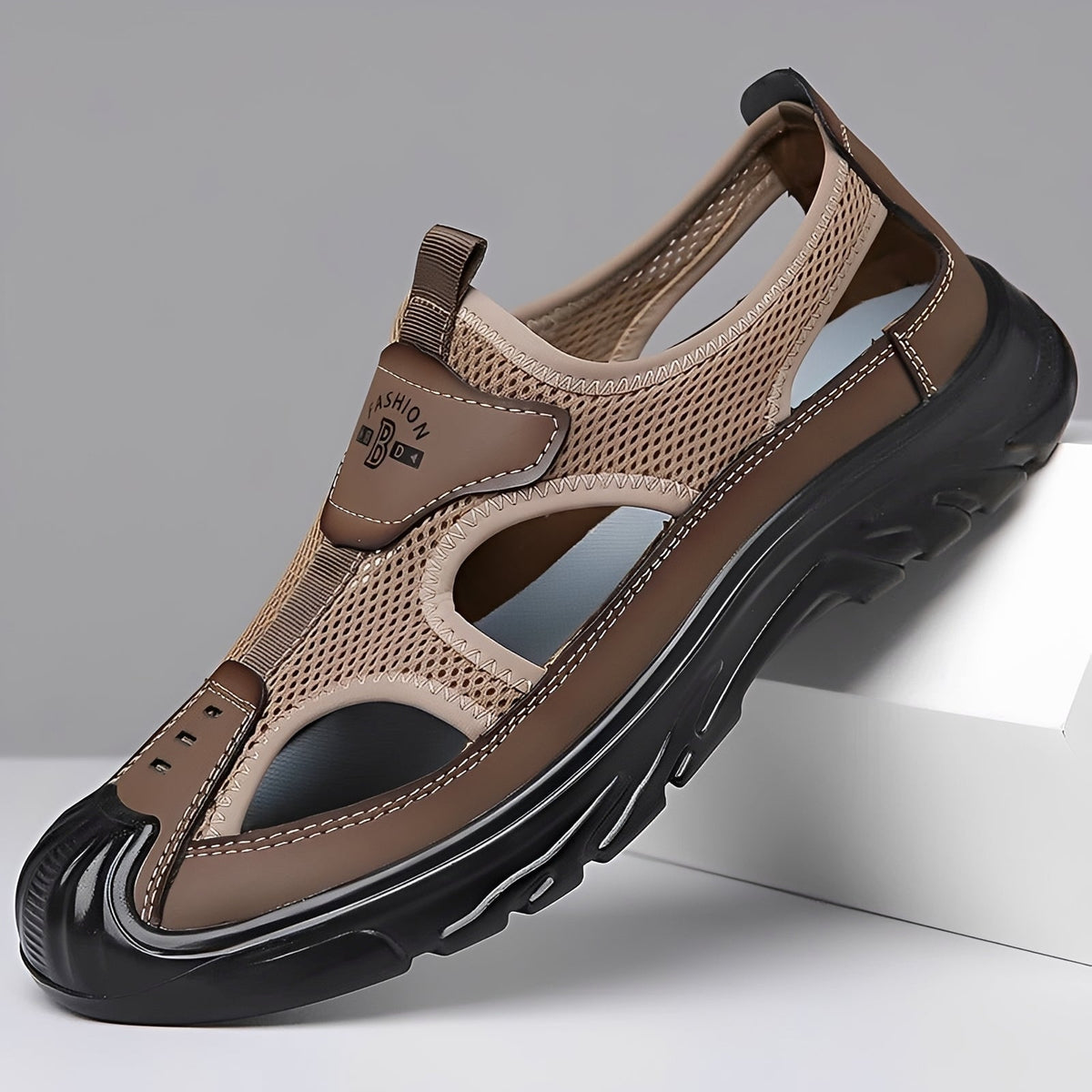 Mccann - Bequeme, Antirutsch-Sandalen