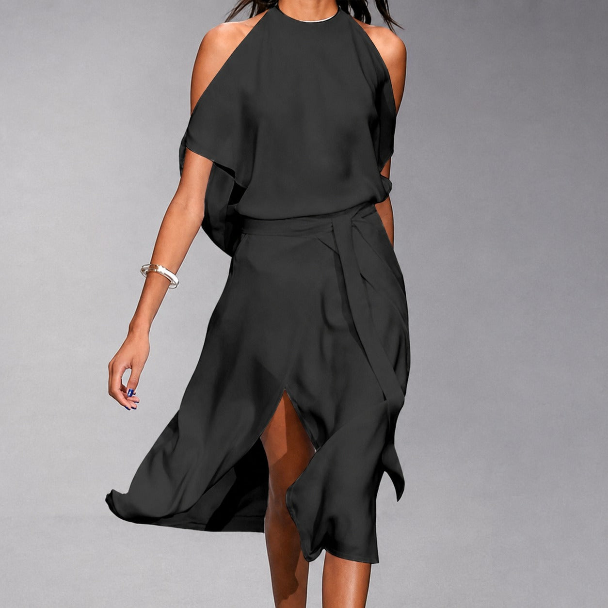 Madonnah - Ein leichtes Kleid mit stilvollen Schulterausschnitten