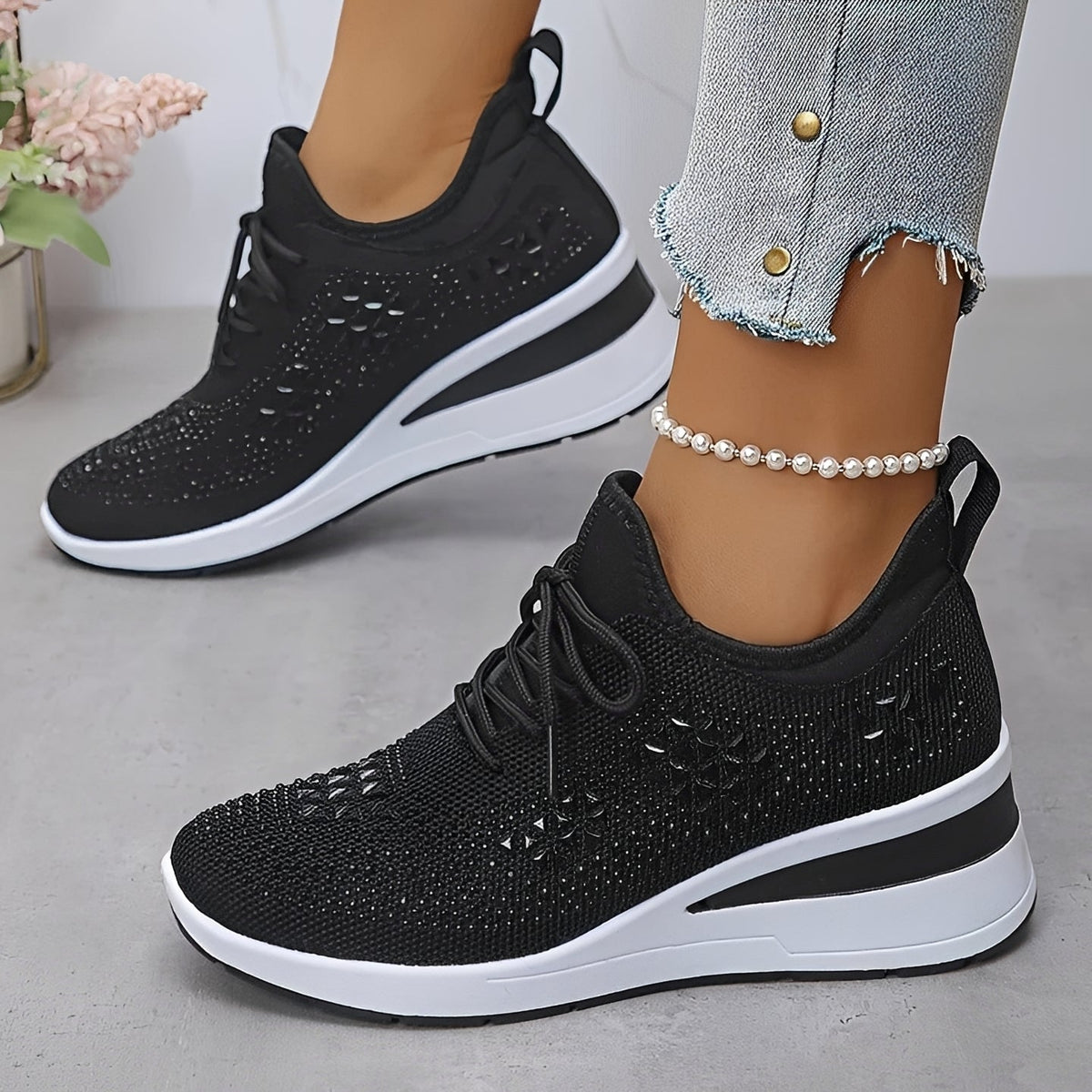 Elodie - Modische bequeme Sneakers mit glänzenden Akzenten