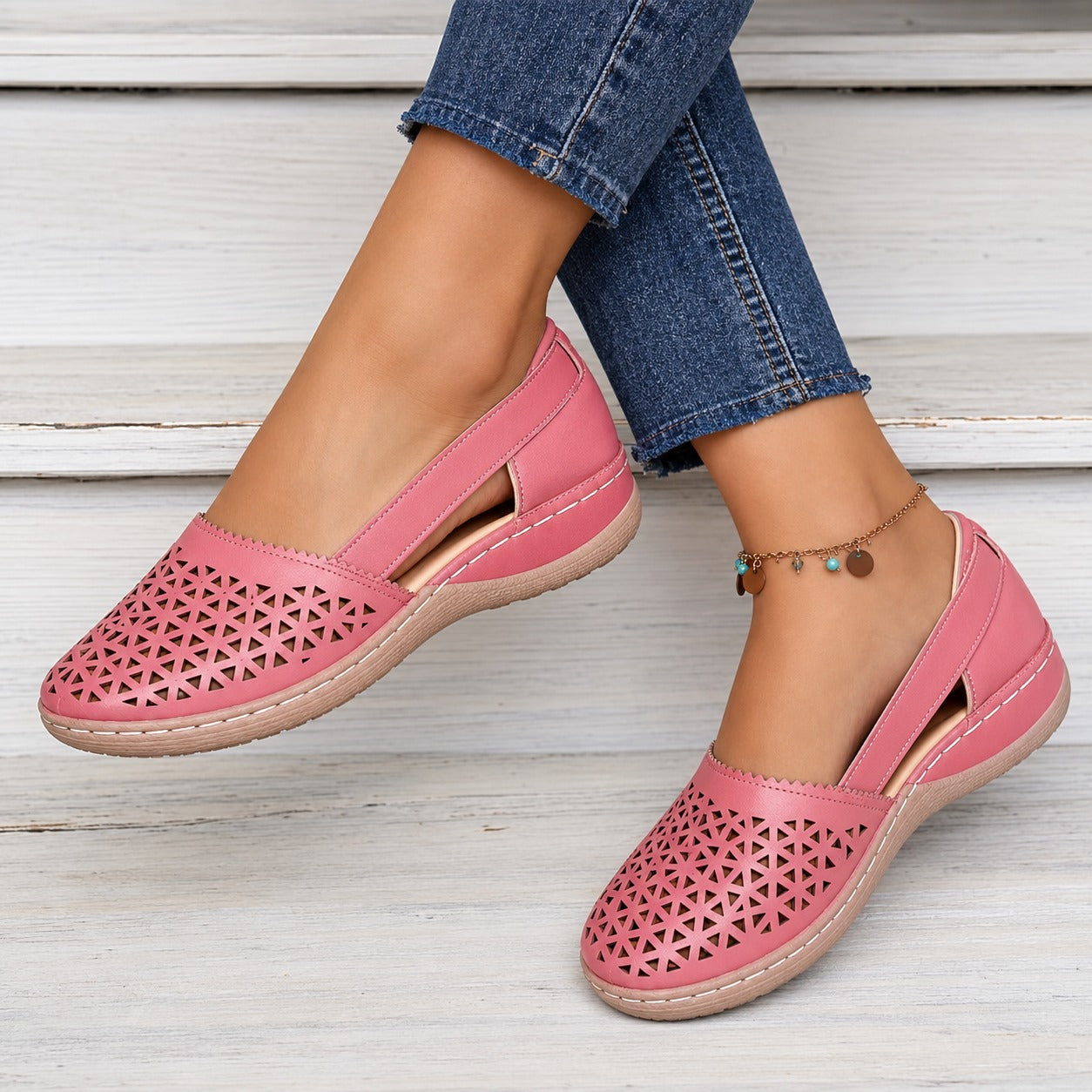 Tegan - Modische Sandalen mit Design