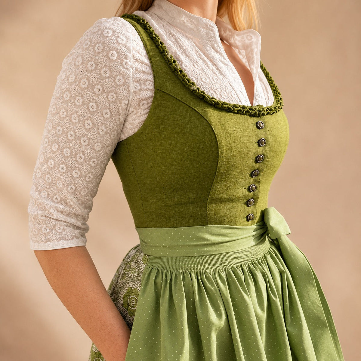 Cora - Klassisches Oktoberfestkleid mit Schleifenakzent (Futter nicht enthalten)