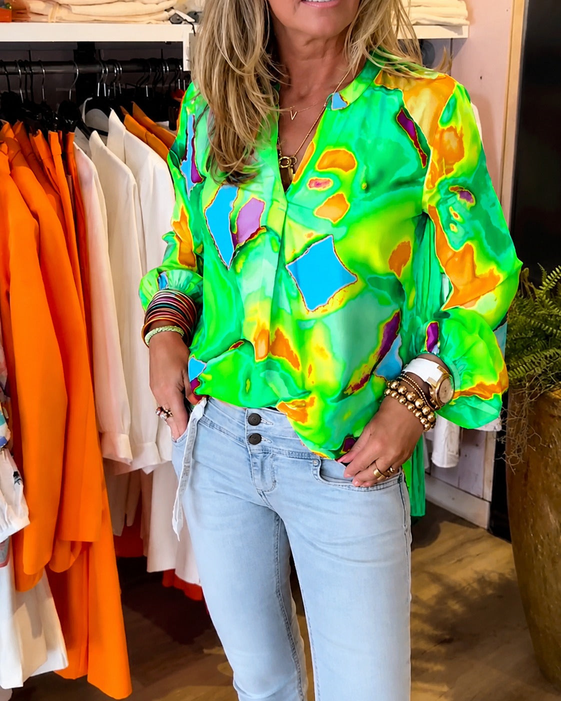 Daisie - Bunte Bluse mit langen Ärmeln
