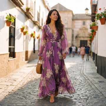 Leanne - Langes Kleid mit Blumenmotiv und leichtem Fall