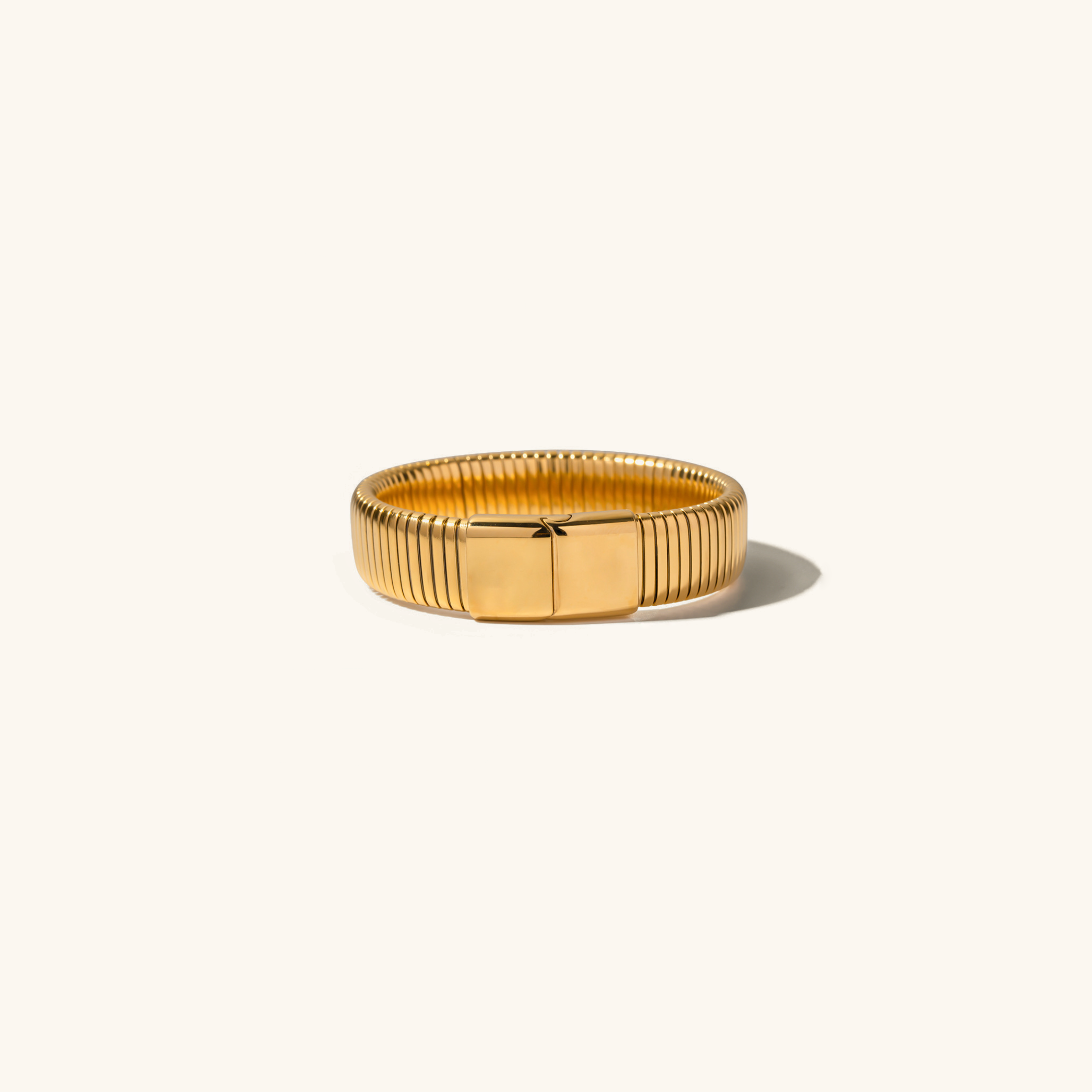 Celeste - Armband in Gold mit vertikalen Linien
