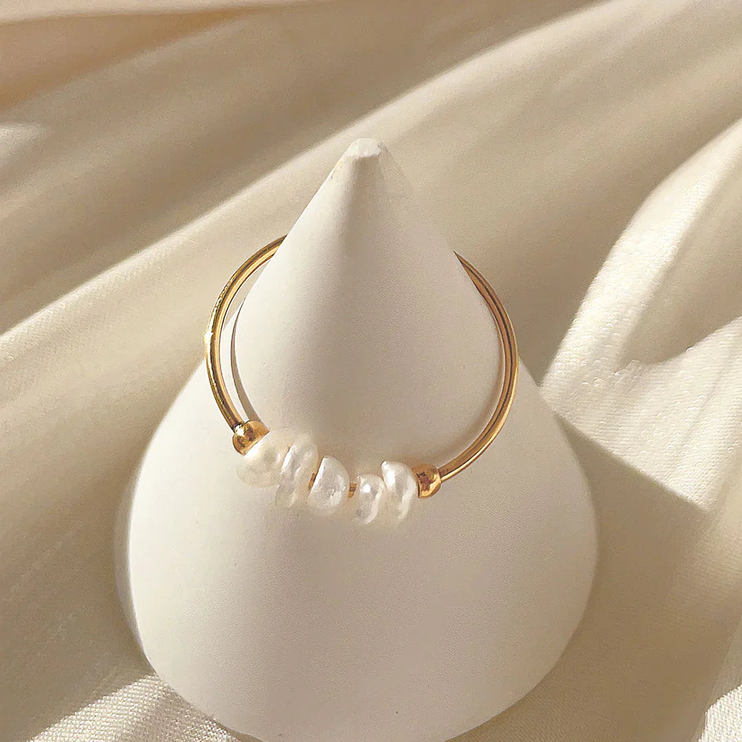 Miori – Goldring mit natürlicher Perle
