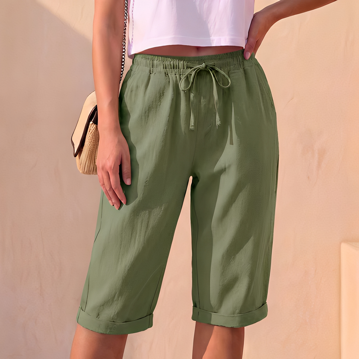 Kemmy - Kurze elegante Sommerhose mit lockerem Schnitt für Damen
