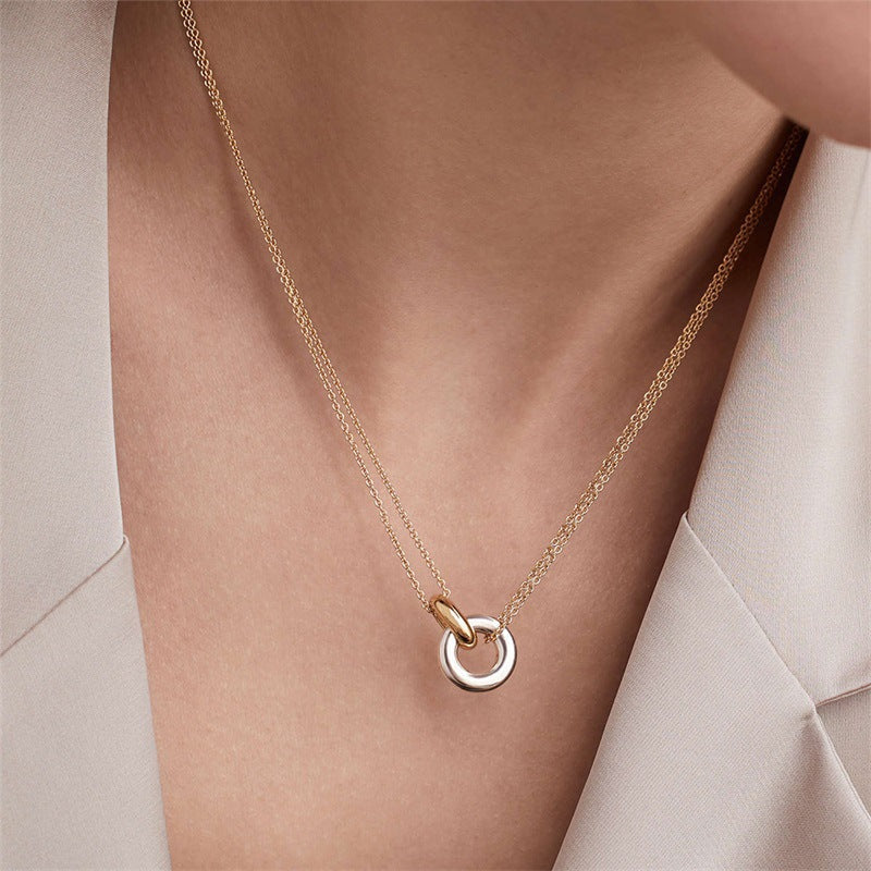 Sabrina - Goldene Kette