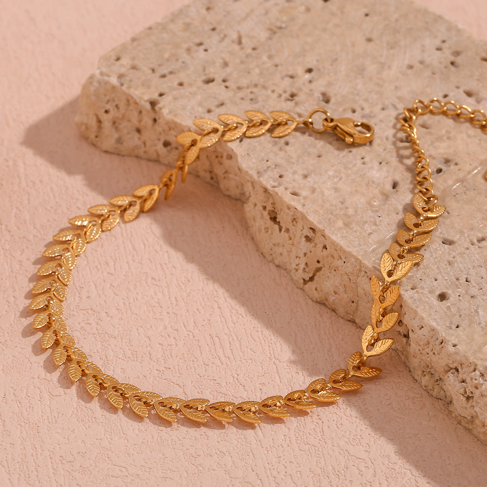 Delaida - Armband mit goldenem Blatt