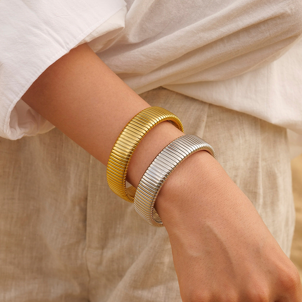 Celeste - Armband in Gold mit vertikalen Linien