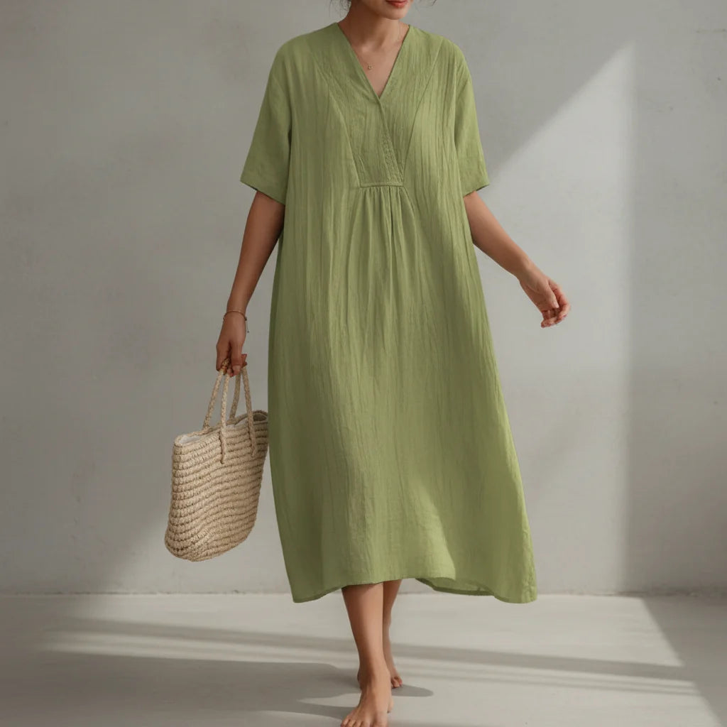 Jayela - Ein Kleid, das spielerische sommerliche Eleganz ausdrückt
