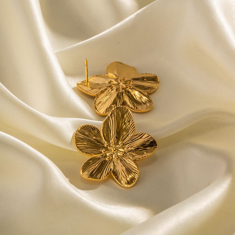 Allysa - Ohrringe mit goldenen Blüten