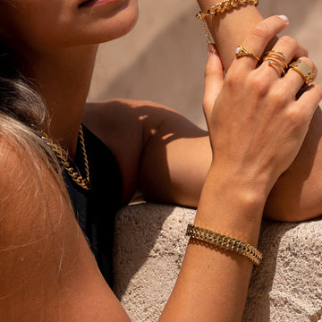 Eden – Strukturierte 18K vergoldete Armbanduhr